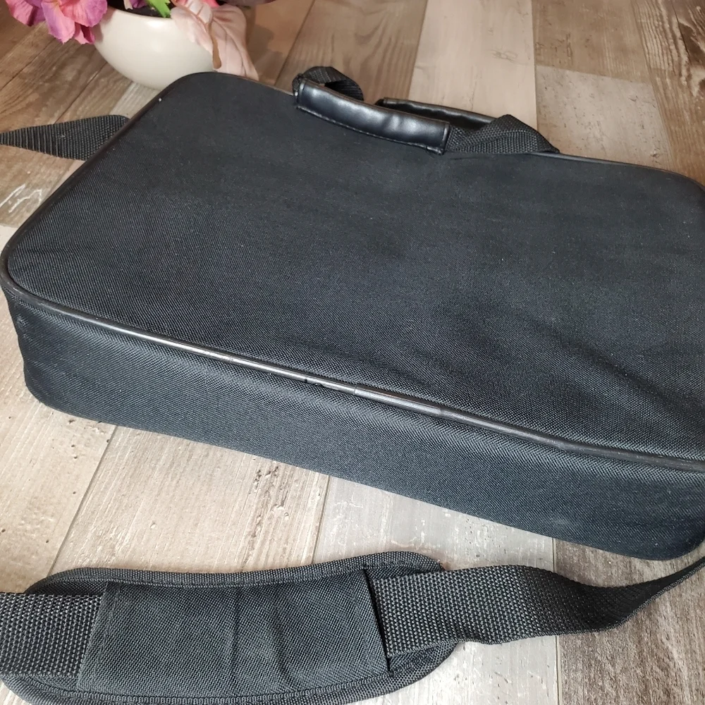 HP Laptop Bag Computer Case with Carry Strap Travel Office Business School Black